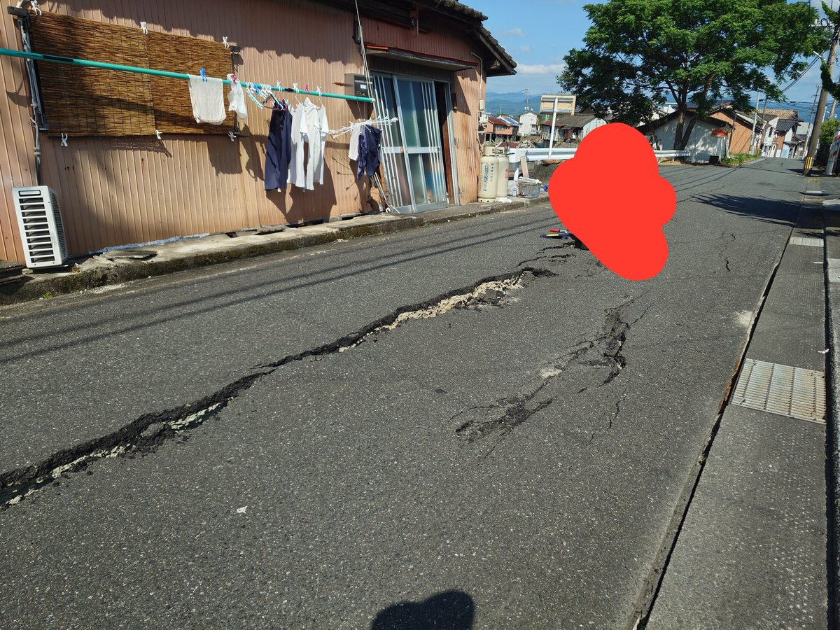 takizikosuaka's tweet photo. 八代市鏡町鏡川沿いパトロール中ですが、ひどい。。 https://t.co/67psUYPN1T