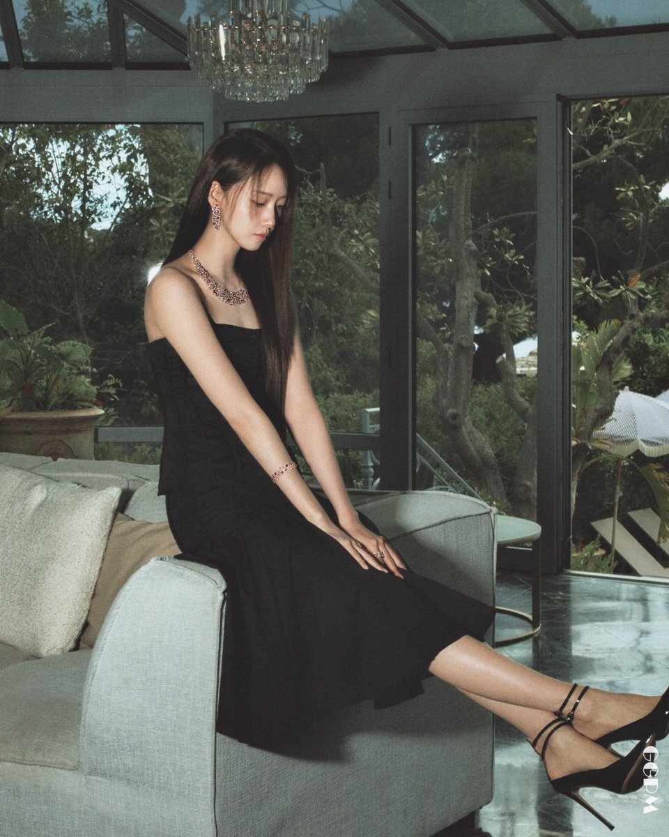 mystarmyangel's tweet photo. 260730 YoonA x Qeelin - Dazed Korea August 2026 cr ggpm2012

https://t.co/0xVykZAHS4
 
#임윤아 #LimYoonA #윤아 #YoonA https://t.co/y3EdCuO2eL