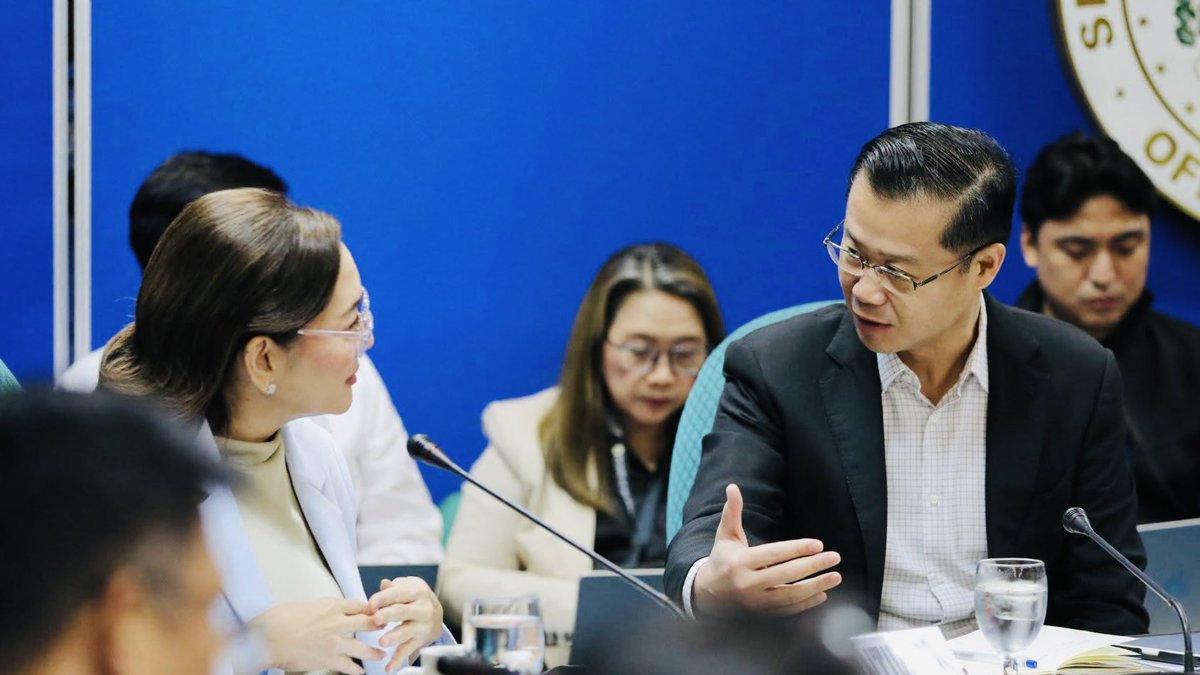 barelyfocusing's tweet photo. Winri from 📸 senate media (aka enablers lmao) https://t.co/LFkhd8Hq8g