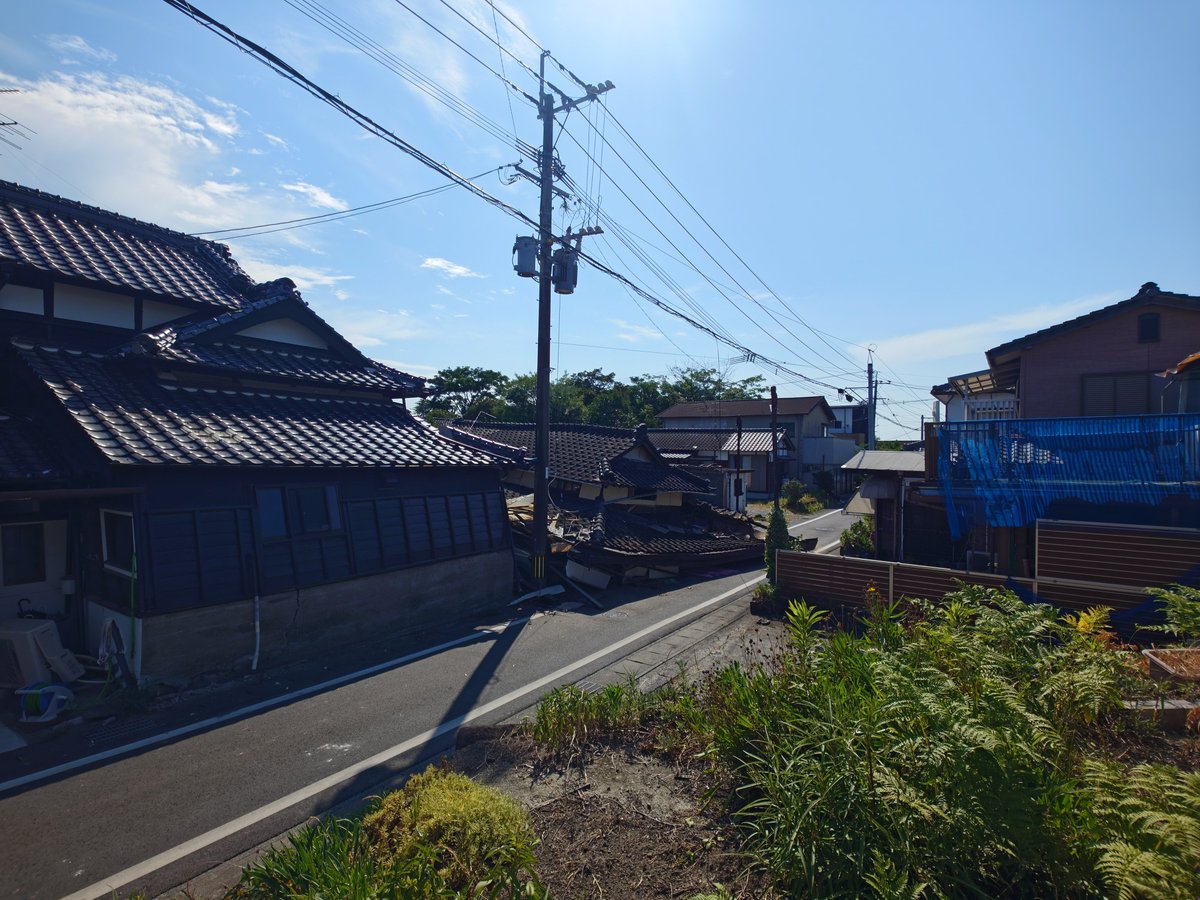 takizikosuaka's tweet photo. 八代市鏡町鏡川沿いパトロール中ですが、ひどい。。 https://t.co/67psUYPN1T