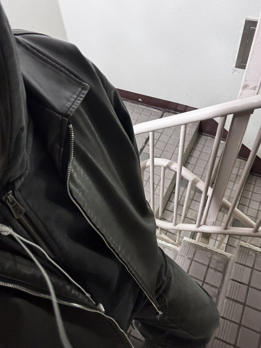 ohsamx15's tweet photo. 트겹친소 
 
2n 031 섭기반스위치  /  
겜 좋아하니깐 같이해주세요 🥺 
낯 가리는데 친해지면 재밌어요(?) 
교류하는거 좋아하니깐 많이 와주세요🙏 https://t.co/KCyu3eaYE9
