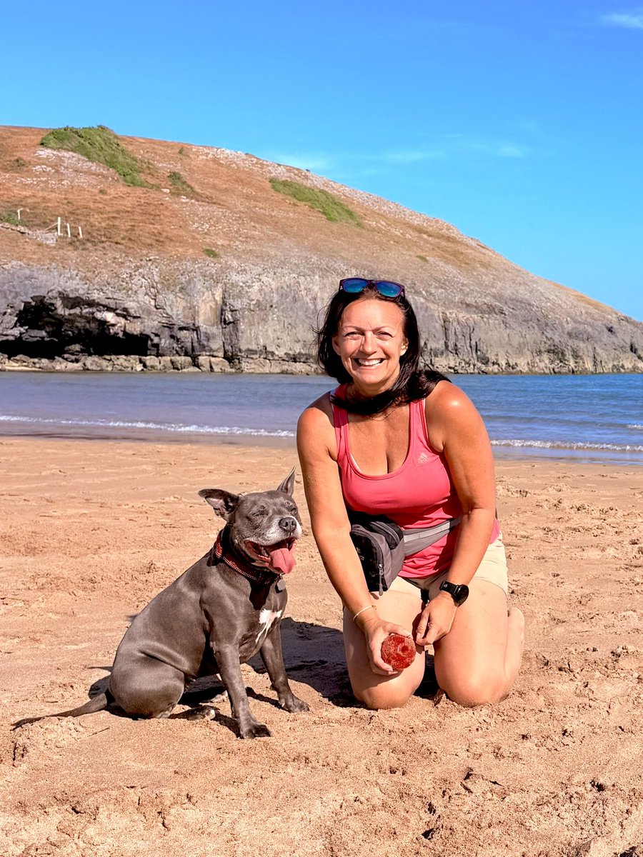 IsaMary2021's tweet photo. I let Mum be in one photo before we left the beach yesterday. I’m good like that! 🤩❤️
#IsaMary #Holidogs #BroadHavenSouth #Wales 🏴❤️ https://t.co/7uifD3OJgR