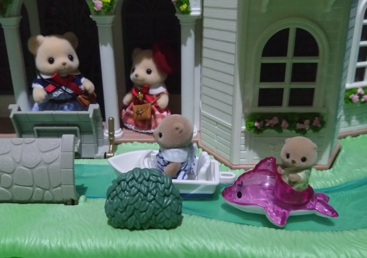 brienne_ff14's tweet photo. イルカ🐬の小物はビスケットクマさんのお家にも合うね〜🥰
 #シルバニアファミリー  #シルバニア https://t.co/Xk7AfPcMVF