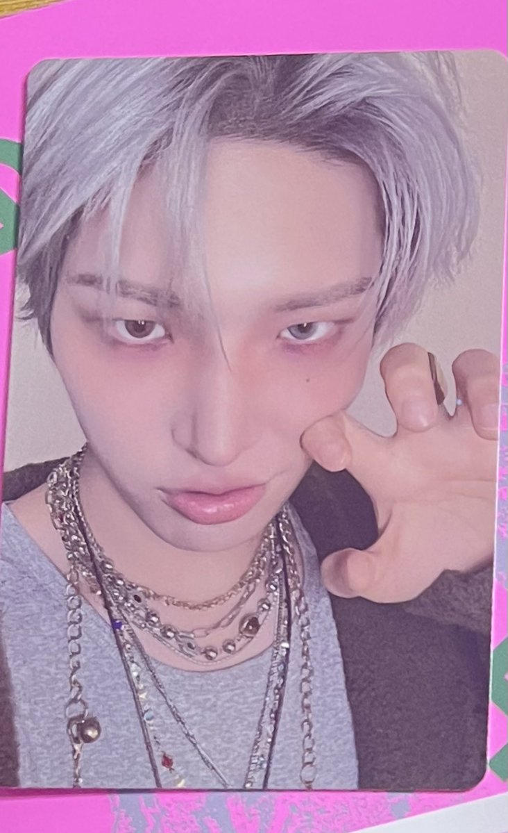 JunjaeM_02's tweet photo. หาแลกการ์ดค่ะ
Photobook A ver. 
(ขอหาแลกตรงเวอร์นะคะ)

เรา:มินกิมือแมว
คุณ:ซาน/อูยองมือแมว

สนใจ DMได้เลยนะคะ🙇🏻‍♀️

#ตลาดนัดATEEZ #ตลาดนัดATINY #ตลาดนัดเอทีซ https://t.co/SJwEBbVzxO