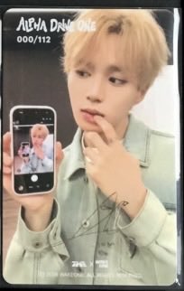 forkjunseo's tweet photo. junseo’s no school tomorrow qq music photocards 💖

his handwritten message says “i believe that i’m the only handsome guy in allyz’s heart” 🤣💕 yes junseo, you’re right 😭😭

#준서 #JUNSEO #ALD1 https://t.co/T8Nv080ciC