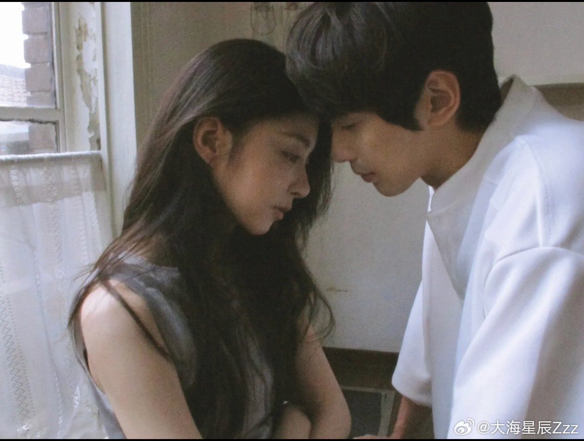 qingyinnie_e's tweet photo. แกเค้ารักกันมากชั้นรู้แล้ววววว หลิวหลิวพาลุงไปถ่ายรูปฟีลนี้เยอะๆ นะคะนี่ฟินมากกกกก🫠 #loveactuallys5 https://t.co/XgRbSzc87j