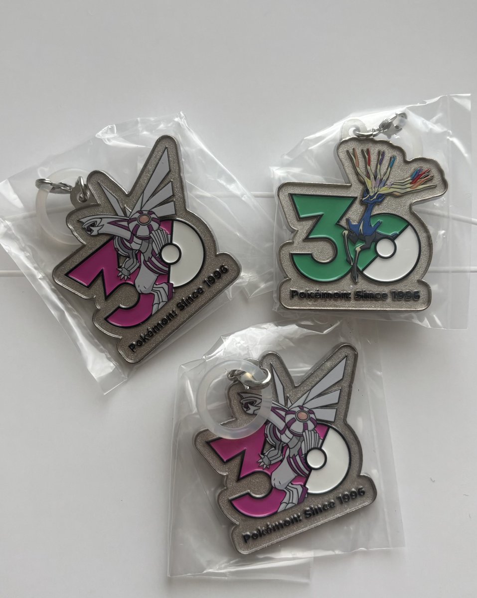 k67417's tweet photo. 【交換】ポケモン30周年メタルチャームマスコット 〜シンオウ、イッシュ、カロス〜

譲：ゼルネアス1、パルキア2
求：画像赤丸⭕️
同弾 レシラム、ゼクロム、ディアルガ
過去弾 ミュウ、ミュウツー、ルギア、グラードン、レックウザ

都内、川崎、横浜で手渡し交換希望です。
お気軽にご連絡ください！ https://t.co/3RZ71Om27A