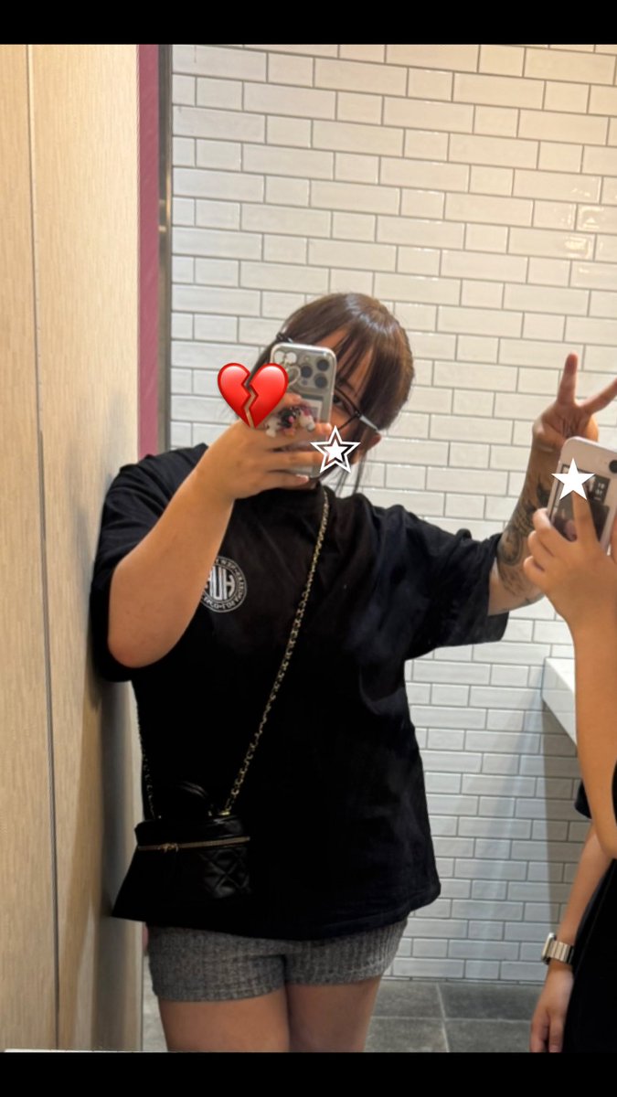 ntllyf's tweet photo. お友達探し~🎵✨️
何書いたらいいかわかんないから適当に詳細altにあります🙂‍↕️
 #レズビアンさんと繋がりたい
 #セクマイさんと繋がりたい 
 #レズビアン https://t.co/ZvoLxrDKVk