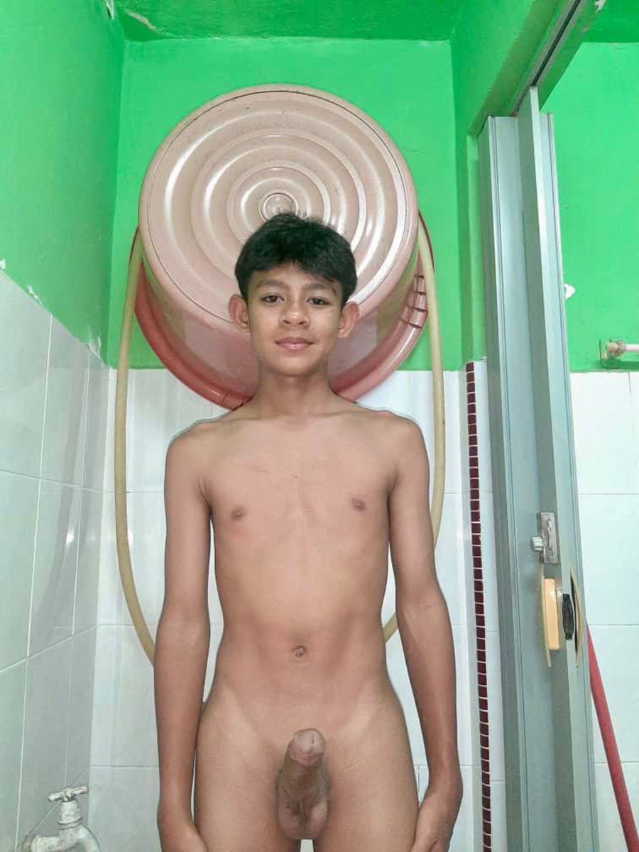 drajutimahen's tweet photo. yuk siapa lagi yaang mau join 15k aja kok dpet bnyak foto &amp; vid ... dm atau lgsg chat telegram aku yaa https://t.co/DxsZwQIoep https://t.co/MZyuNKku3D