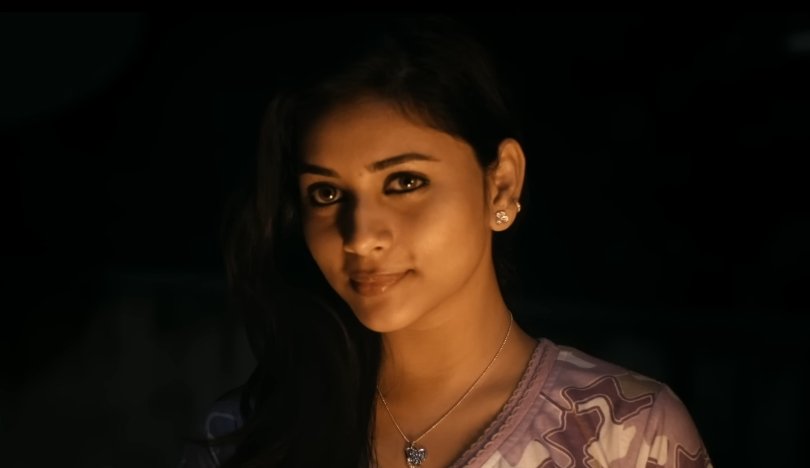 devileyery's tweet photo. The girl from Nijamellam Maranthupochu song in ethir neechal movie.✨ https://t.co/WevbQtk5DT