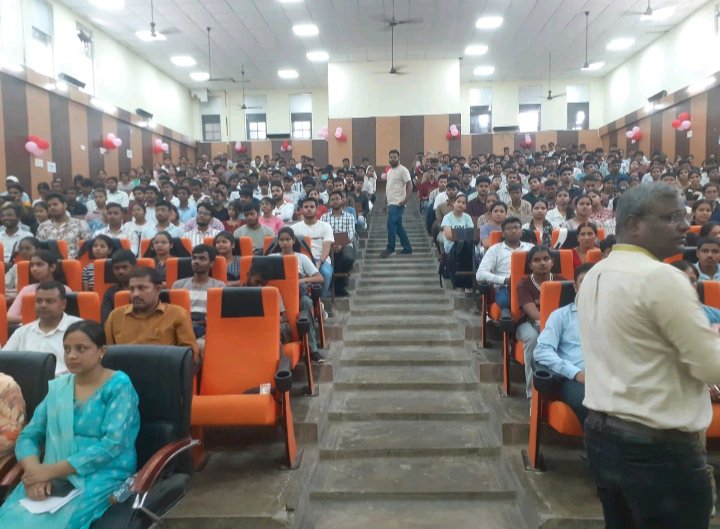 startupcellmit's tweet photo. Orientation cum induction program for newly admitted students of 2026 batch. https://t.co/lIRJlxnMoc