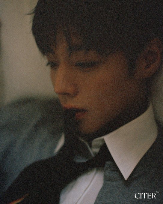orbtingyou's tweet photo. jihoon and his oral fixation https://t.co/uZ7tvJyasf