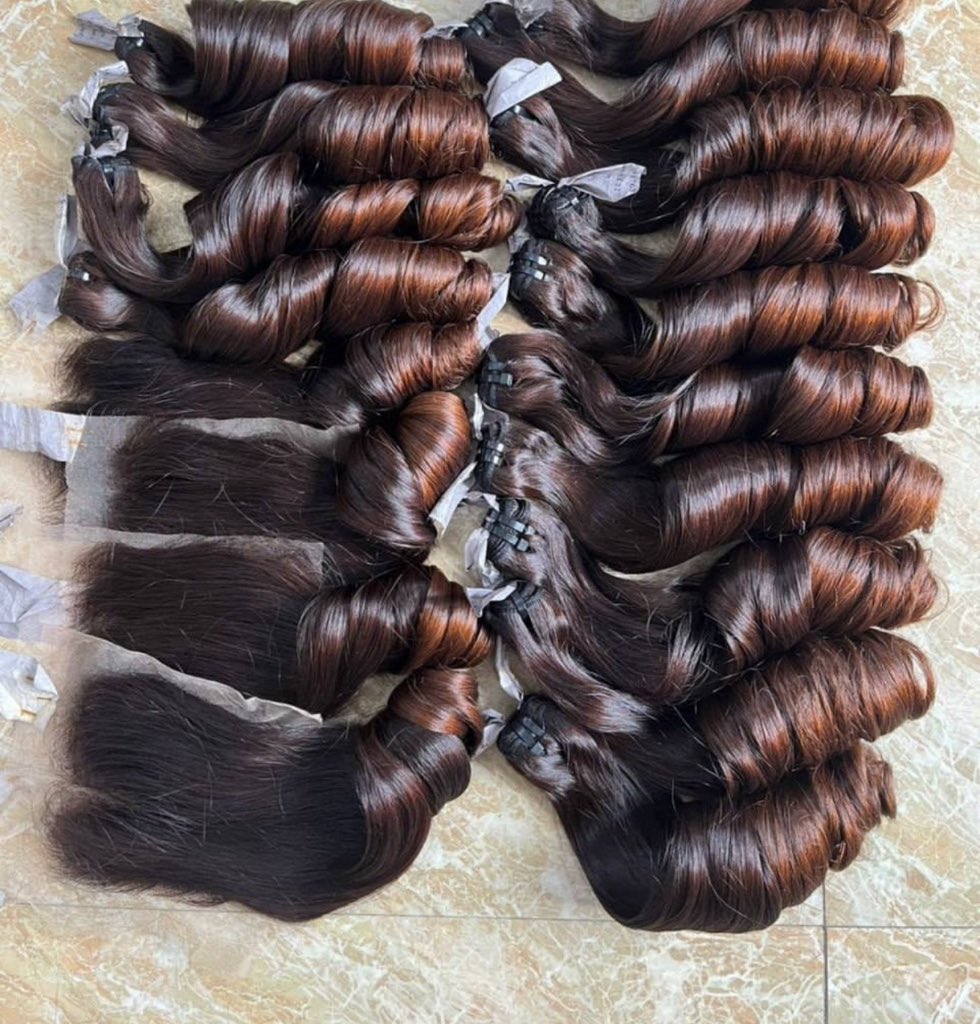 Msmenalicious's tweet photo. Whether you love rich brown tips, burgundy, or honey blonde, there’s a donor hair color that matches your style and personality.

14inches 300g with 5x5 closure.. N510,000
16inches 300g with 5x5 closure.. N600,000
18inches 300g with 5x5 closure.. N650,000
20inches 300g with 5x5 closure.. N700,000

Available on pre order.. Please send a DM to order..