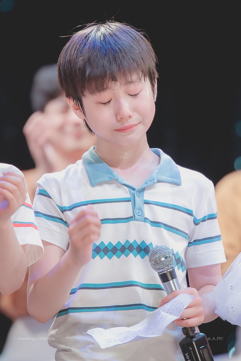 _A_PIC's tweet photo. 260725 빌리 엘리어트 낮공 커튼콜 #김우진
김우진 빌리

울보아기 .... https://t.co/5KRDy3V11s