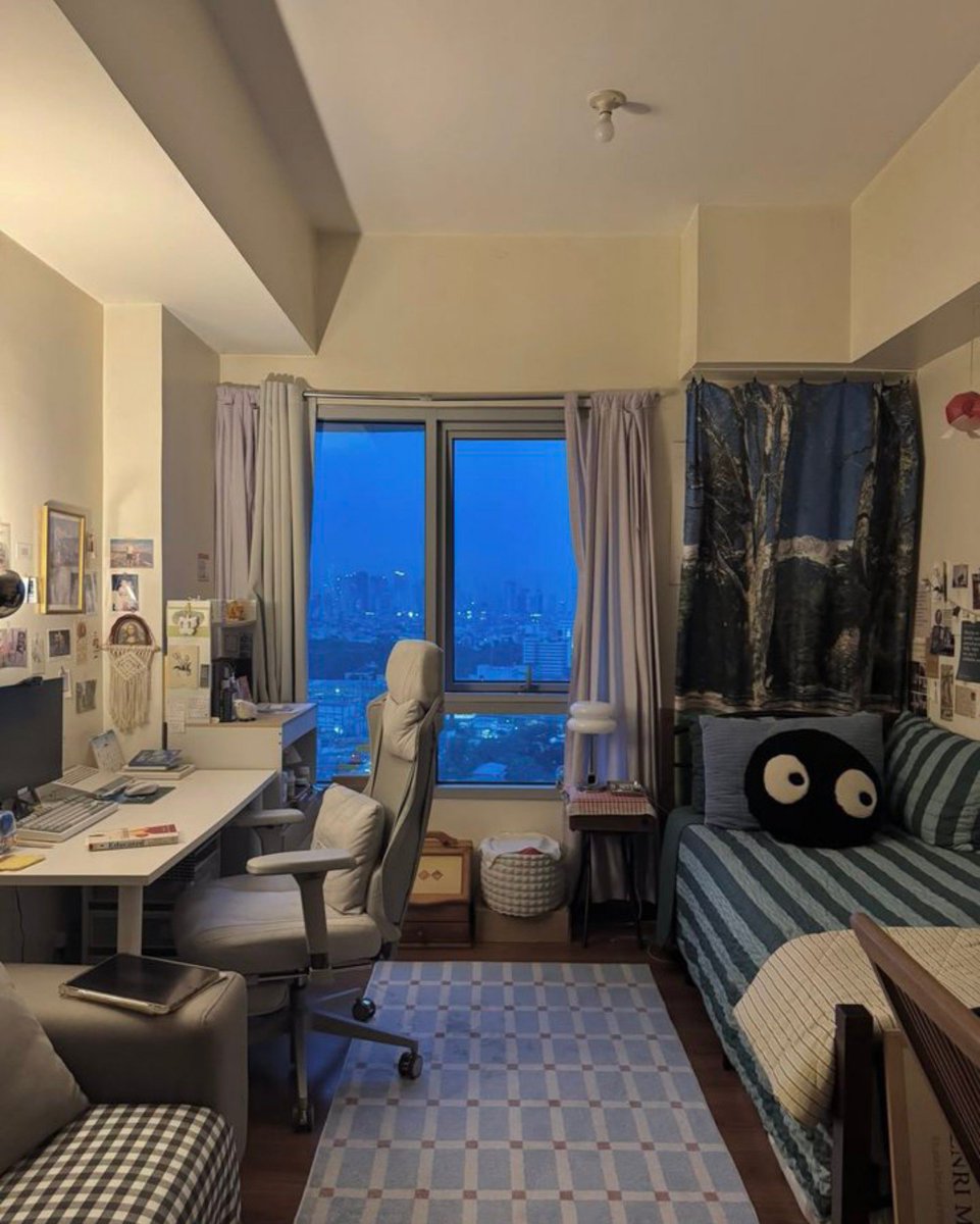 cornersandlight's tweet photo. infj room ִֶָ 𓂃⊹ https://t.co/bBym4wRzGH