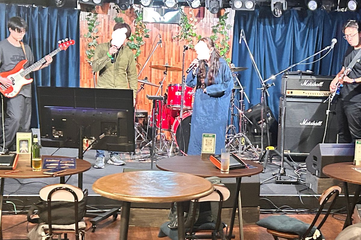 LivehouseYs's tweet photo. 本日はこちら✨
本日は”BANKARA”
まだまだ暑いので、移動中やイベント中はこまめな水分と塩分補給を!
#川崎ys #ライブハウス #BANKARA #カラオケ #バンカラ https://t.co/2RDBzGVRfw