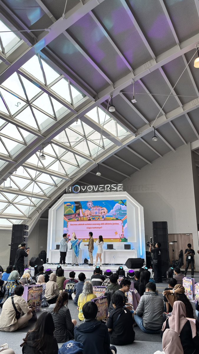 page__jasmine's tweet photo. yeay my first hoyofest😆♥️

#Genshinimpact #HoyoFEST2026 https://t.co/8nf0heOaUG