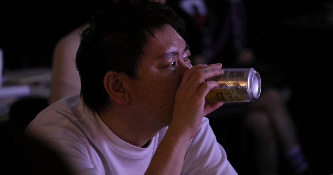 invisionDraft's tweet photo. 今月のコラムを公開しました。
今回のテーマは「入社式」。滑舌が壊滅的に悪すぎて、話しても伝わらないと思ったので、コラムを書いてみました。インビジョンらしさが少しでも伝わればいいなと思っています。ぜひご一読ください。#採用広報 #新卒 #入社式
https://t.co/3SUiUo5iKQ https://t.co/uZYjXTeRRD