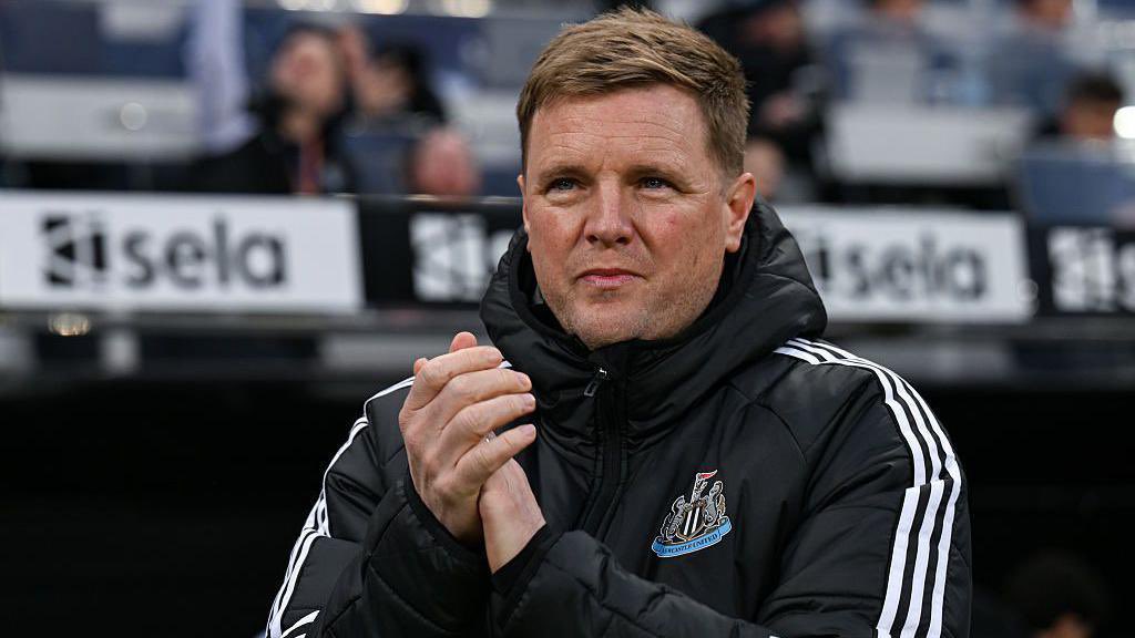 Bootsonthewire's tweet photo. Eddie Howe out as Newcastle coach!!
#newcastleunited #eddiehowe #talksport #bbcsports https://t.co/hdnmUS9nAE