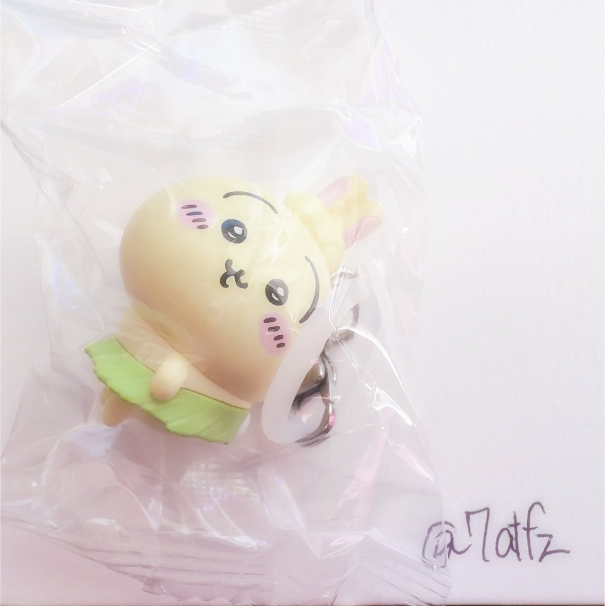 7atfz's tweet photo. 【ちいかわ 交換】映画ちいかわ 入場特典 チャームミニフィギュア

譲￤うさぎ

求￤ハチワレ

郵送希望
お気軽にお声掛けください。 https://t.co/eCkI0CONB0