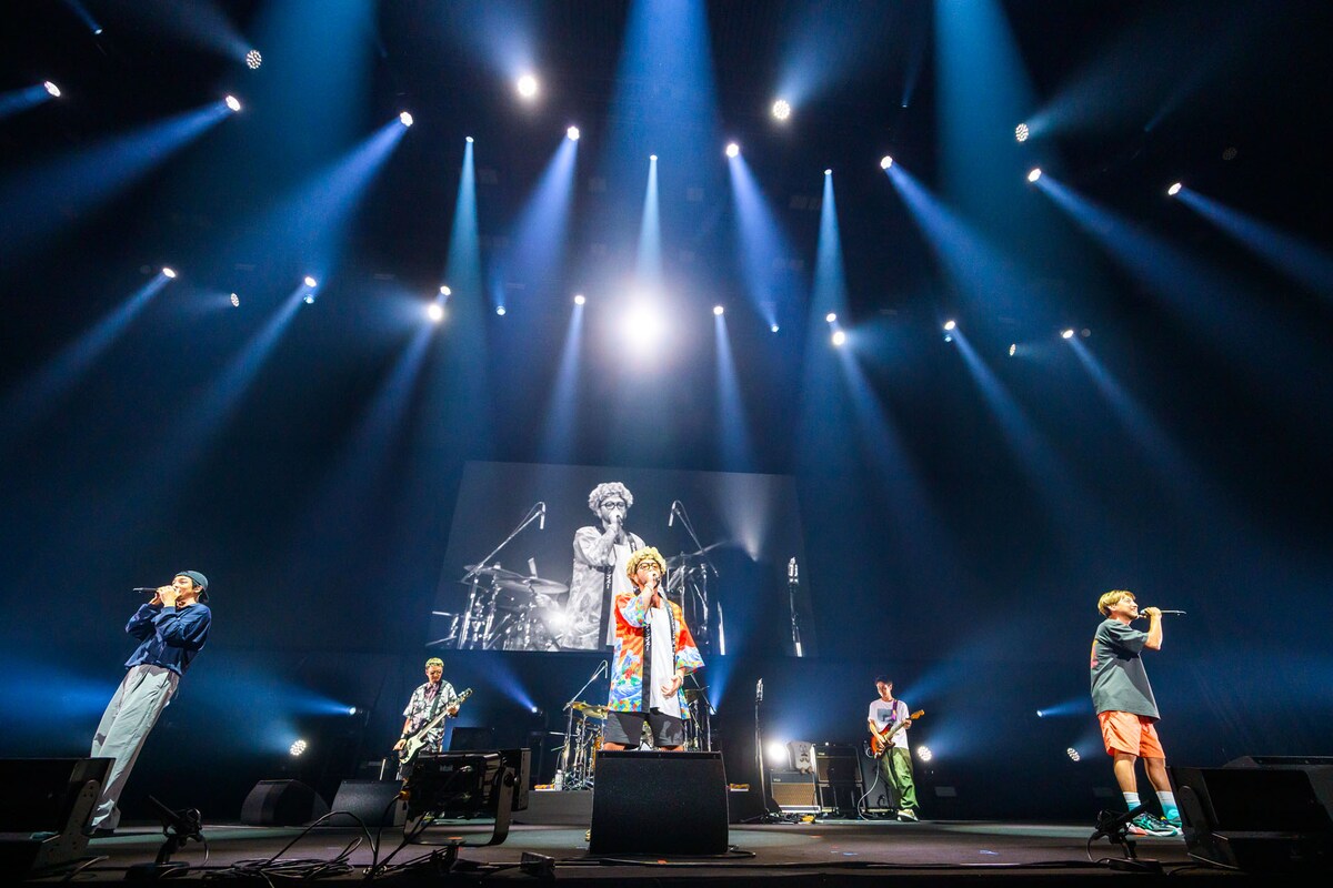 natalie_mu's tweet photo. 【ライブレポート】
ORANGE RANGE 結成25周年を
かりゆし58、[Alexandros]と祝福！

4時間の熱狂ライブで
「もっと大きいバンドになります」
https://t.co/sARuJcaqjI

#orangerange https://t.co/YD1UF2XX2z