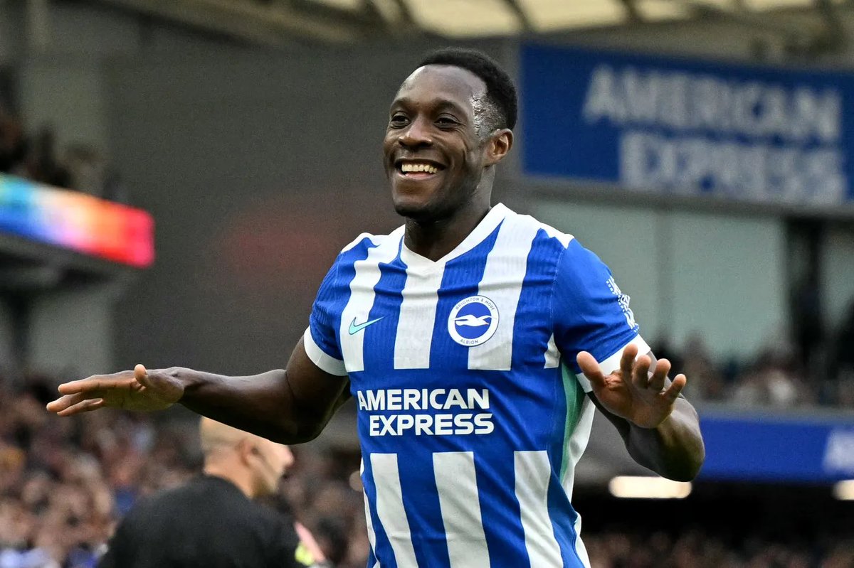 ItsRolFC's tweet photo. Welbeck has been given permission to undergo a medical with Chelsea. Personal terms have already been agreed with the 35-year-old, who is expected to join up with his new team-mates in Hong Kong as part of their pre-season tour. https://t.co/YuFAxgXYSt