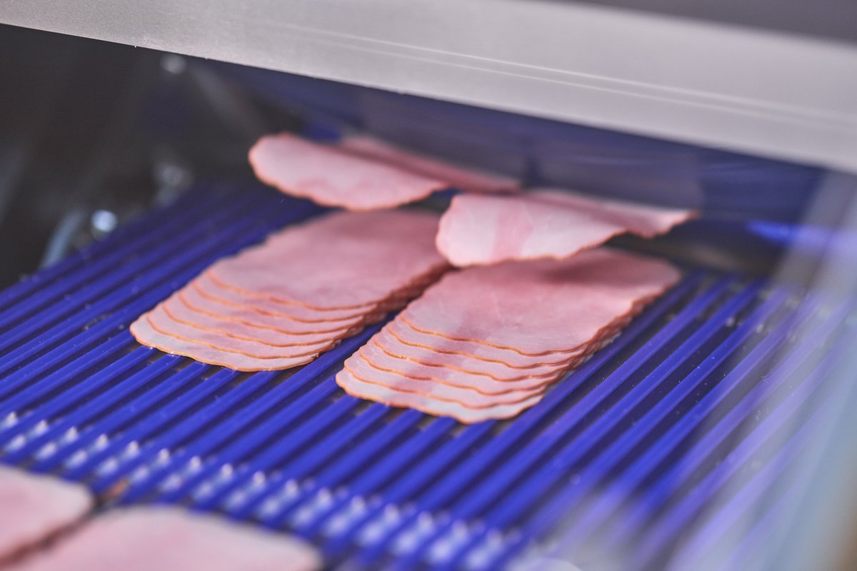 InterfoodUK's tweet photo. Discover how the new Weber weSLICE 2000 and 2500 industrial slicers can support flexible, efficient slicing production:

https://t.co/O5IpRp6xcq

#FoodProcessing #FoodManufacturing #IndustrialSlicing #ProductionEfficiency #Weber https://t.co/XXkU1cz7yG