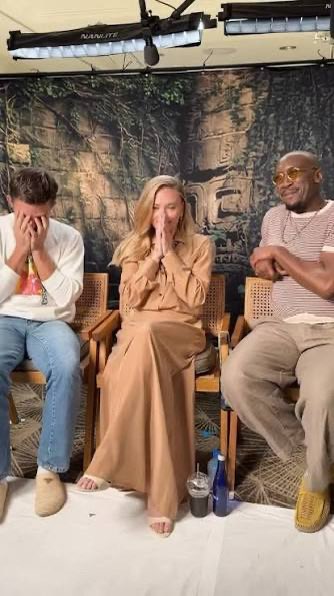 enieleda_m's tweet photo. this ‘Whitney Houston challenge’ edit
reminds me of Jonny’s 😍
#jonathanbailey #jwr #presstour https://t.co/XY4PrAq0X7