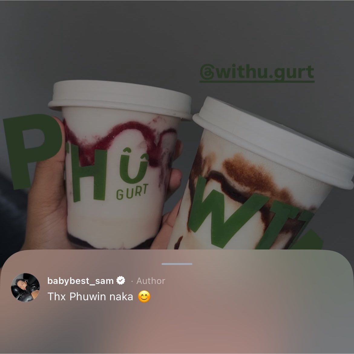 OH_duckyHUN's tweet photo. ของทานเล่นมีเป็นร้อยเป็นล้านอย่างบนโลก ภูวินเลือกสั่ง with u gurt เลี้ยงพี่สำลีกับทีมงานอะ เอ้อ เริ่ดว่ะ ไม่ใช่แค่ลูกพีชแล้วที่คลั่งรักและอวดแฟนเก่ง ภูวินก็ไม่ต่างงงงง https://t.co/x38Z0tJFok