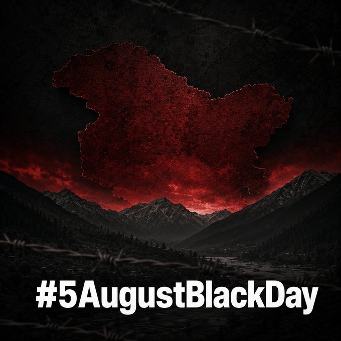 kskupdates's tweet photo. یوم استحصال کشمیر کےموقع پر کشمیری بہن بھائیوں کو یہ بتاناچاہتےہیں کہ ہم ان کے ساتھ ہیں۔بھارت ظالمانہ ہتھکنڈوں سےجذبہ حریت دبانہیں سکتا۔
 #5AugustBlackDay https://t.co/MLgxMDbIhT