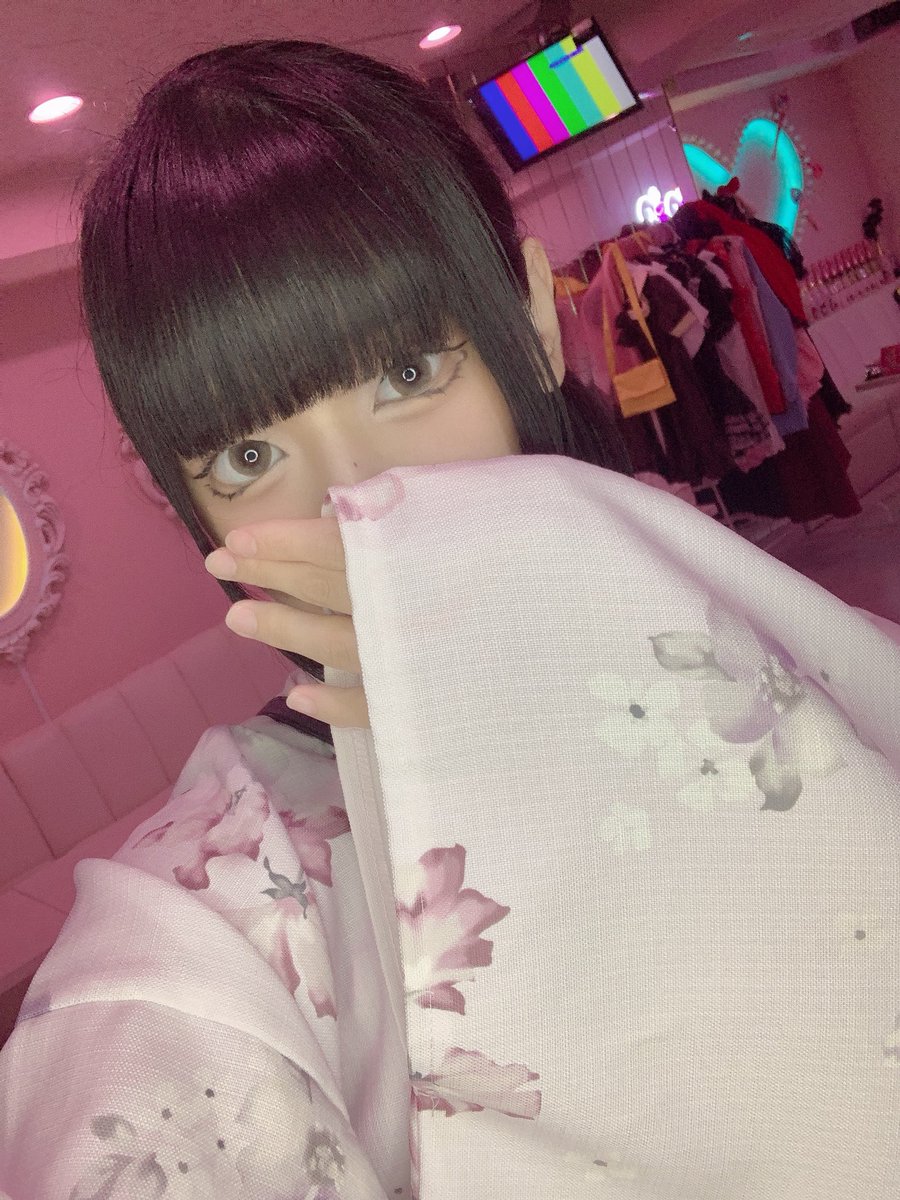 bellu_vene's tweet photo. もベルベネOpen🔔

👘本日浴衣イベント最終日👘

⌛️営業時間⌛️
17:00〜23:00

るか@ruka_belluvene 
とき@toki_belluvene 

本日もご帰宅お待ちしてます🎶
#コンカフェ　#コンカフェ嬢　#コンカフェ営業　#メイドコンカフェ　#野毛　#桜木町 https://t.co/Pm0pPoDwqF