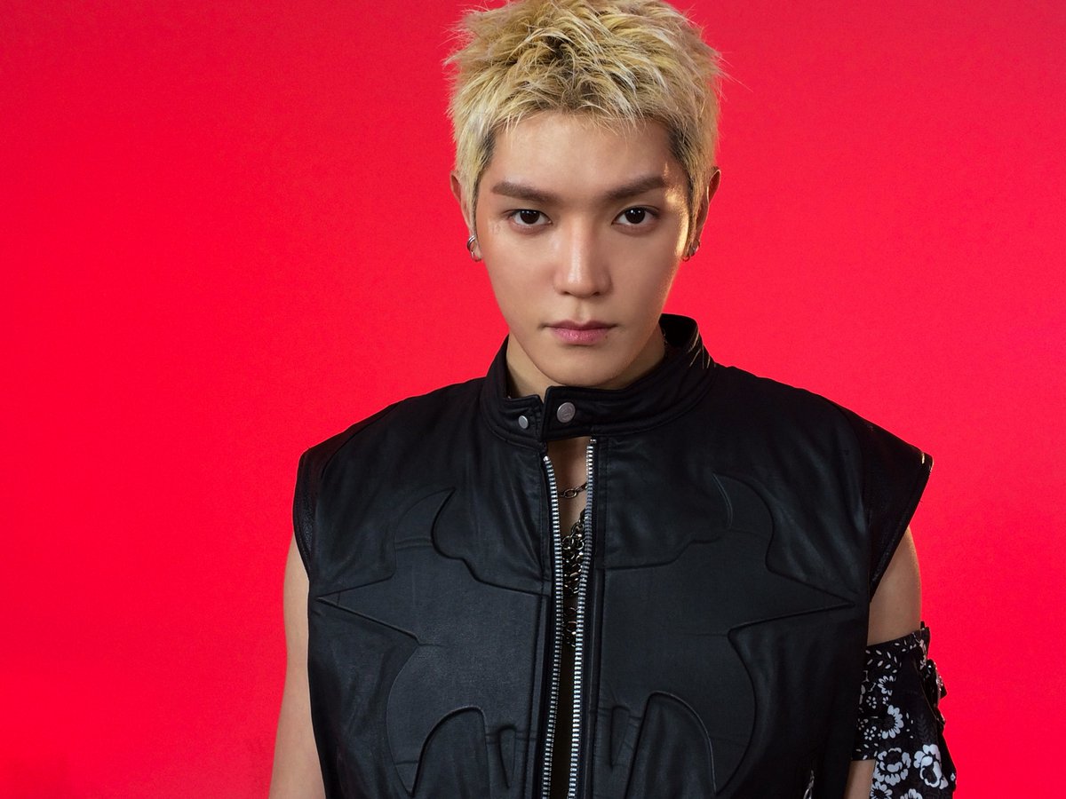 NCTsmtown_127's tweet photo. What's up

Check out the latest updates through the link below
https://t.co/llCi0Rz7a7

EVERYTHING, ALL AT ONCE, NEO
https://t.co/MQXT0hSFYG

#TAEYONG
#NCT127 #THE_REDLINE
#NCT127_5TH_NEOCITY_THE_REDLINE
#NCT_10TH_ANNIVERSARY https://t.co/Vy3CTzgVQQ