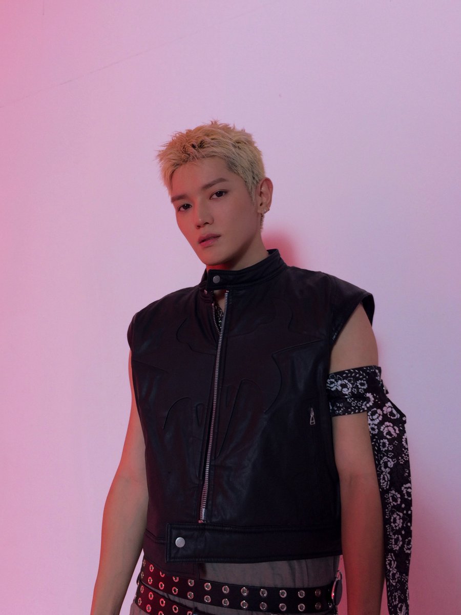 NCTsmtown_127's tweet photo. #TAEYONG
#NCT127 #THE_REDLINE
#NCT127_5TH_NEOCITY_THE_REDLINE
#NCT_10TH_ANNIVERSARY https://t.co/m0QQfYdB4Q