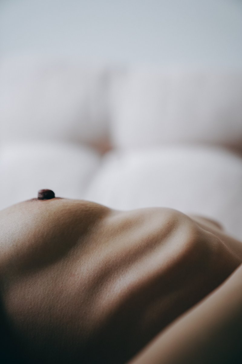 litung_87's tweet photo. Details make the magic. 

This is merely the boundary. The absolute unguarded intimacy and breathtaking visual climax are reserved entirely for those who unlock my @patreon .

https://t.co/sL33Mm9CN9 https://t.co/ukOWsNaSdc