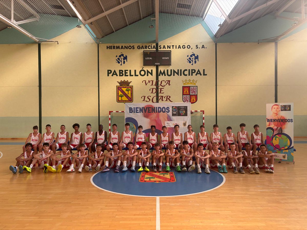 BaloncestoESP's tweet photo. 𝐄𝐋𝐋𝐎𝐒 𝐬𝐨𝐧 𝐞𝐥 𝐅𝐔𝐓𝐔𝐑𝐎 🤩

Días de crecimiento para la Selección #U12M 🇪🇸 en Íscar  🚀

#SomosEquipo https://t.co/3uxV7cHttj