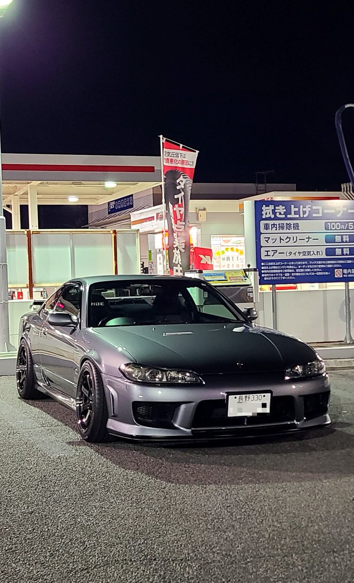 LOa31s15VE's tweet photo. 8年も乗っててわからんのだけどS15ってアンテナって何処にあるの？🤔 https://t.co/6QHryrROnf