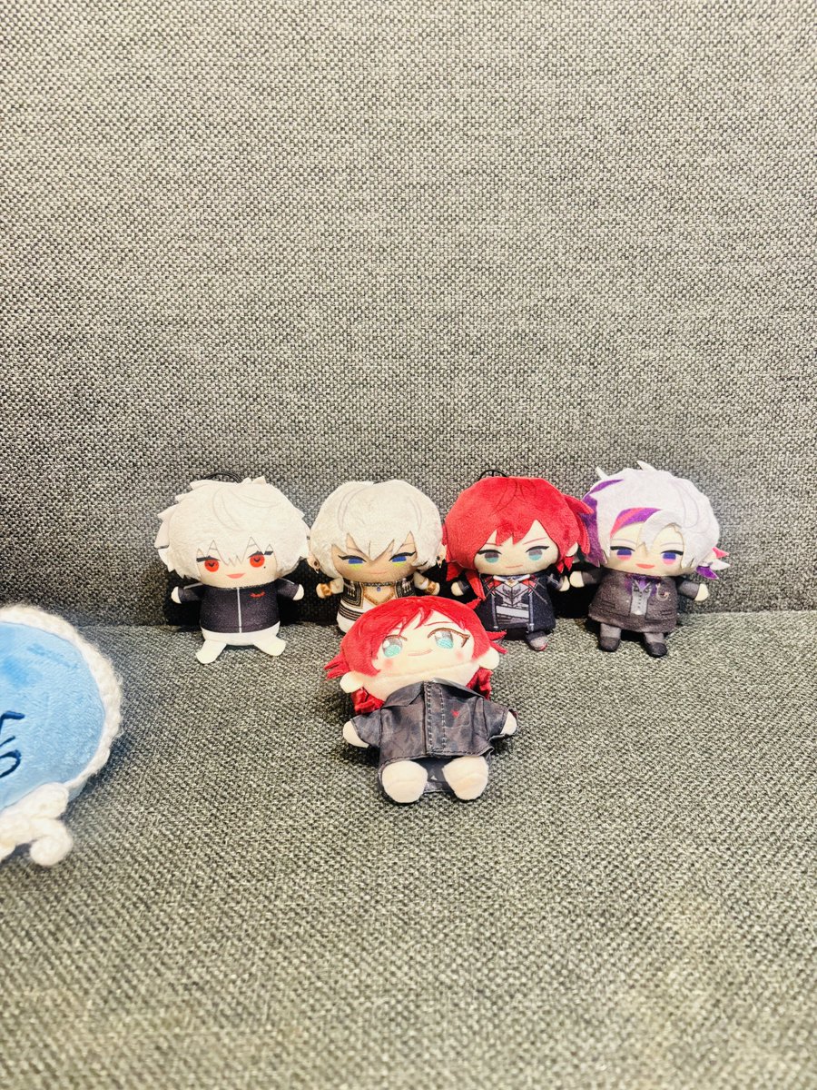 spr_421's tweet photo. 1stライブ行けるのまじで最高だな！？？
もうすぐなのやば〜い🗝💸 https://t.co/eH7zIpUPiB