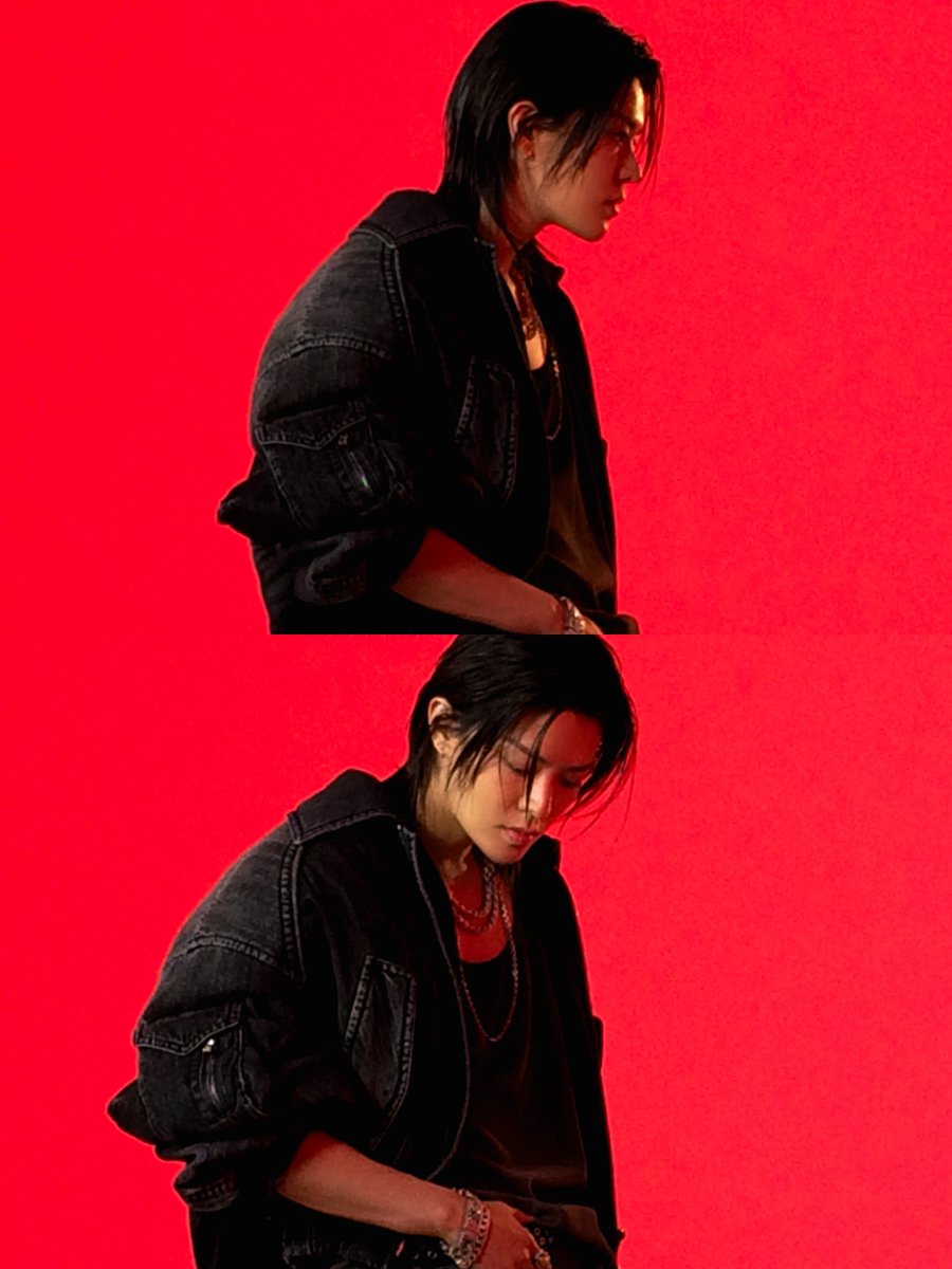 NCTsmtown_127's tweet photo. REDLINING

Check out the latest updates through the link below
https://t.co/llCi0Rz7a7

EVERYTHING, ALL AT ONCE, NEO
https://t.co/MQXT0hSFYG

#YUTA
#NCT127 #THE_REDLINE
#NCT127_5TH_NEOCITY_THE_REDLINE
#NCT_10TH_ANNIVERSARY https://t.co/OcVvw52XQg
