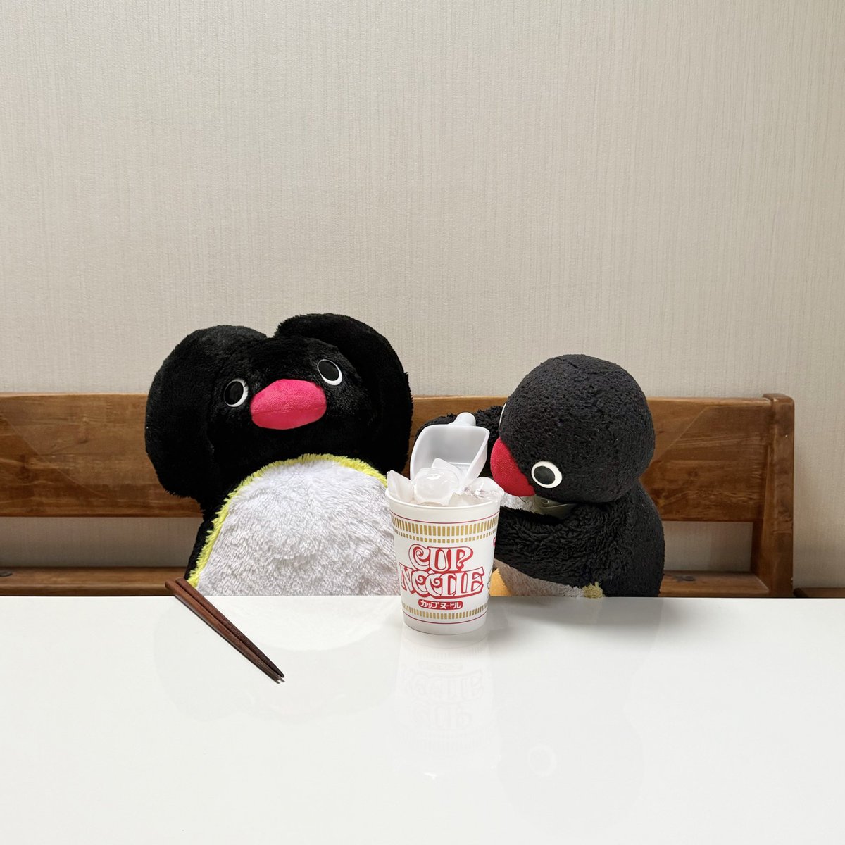 pingmyping's tweet photo. 🐧🧊 https://t.co/5fSdv4cfBp