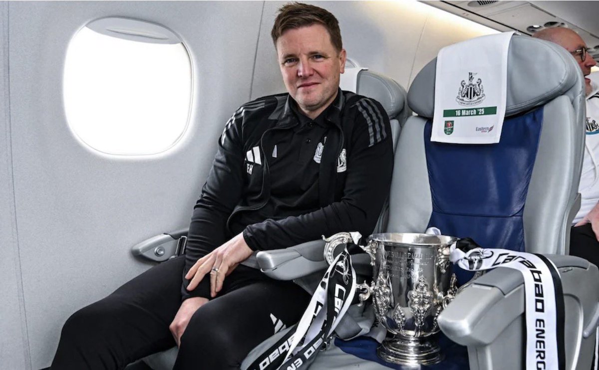 nicolapringle_'s tweet photo. Forever grateful for him and everything he gave us 🖤🤍 #NUFC https://t.co/buDbnCZQyx