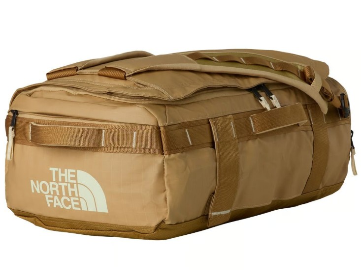 Dealabs's tweet photo. 🚅✈️
Parfait pour voyager
Le sac duffel base camp The North Face passe à 77,90€ (au lieu de 130€) 👇
➡️ https://t.co/6uZWi6PY6o ⬅️ https://t.co/QNxfilWmOm