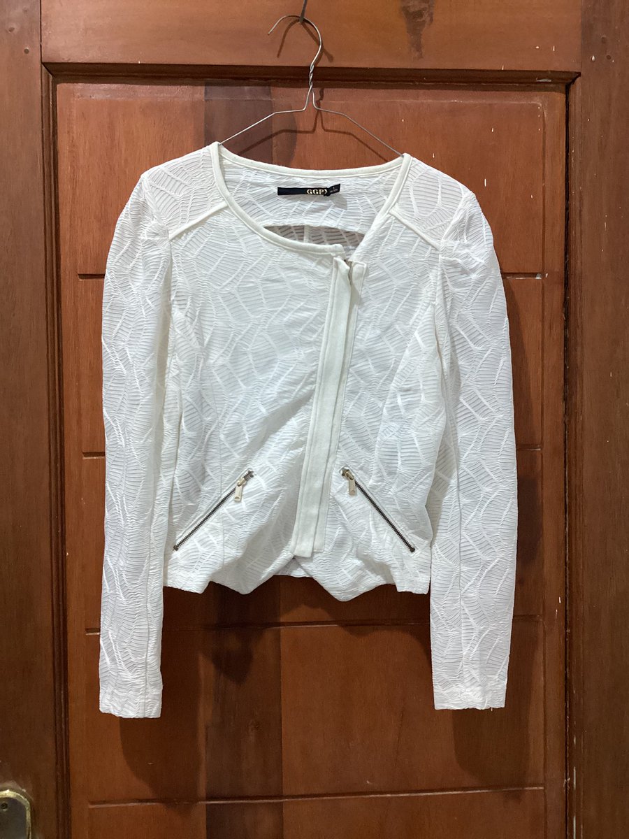 awraaniya's tweet photo. yukk gais yg minat bisa co shopee yaw https://t.co/tZAdz7jLjZ