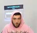 VAYYM3N's tweet photo. What does he even do? https://t.co/KyQYebtllW