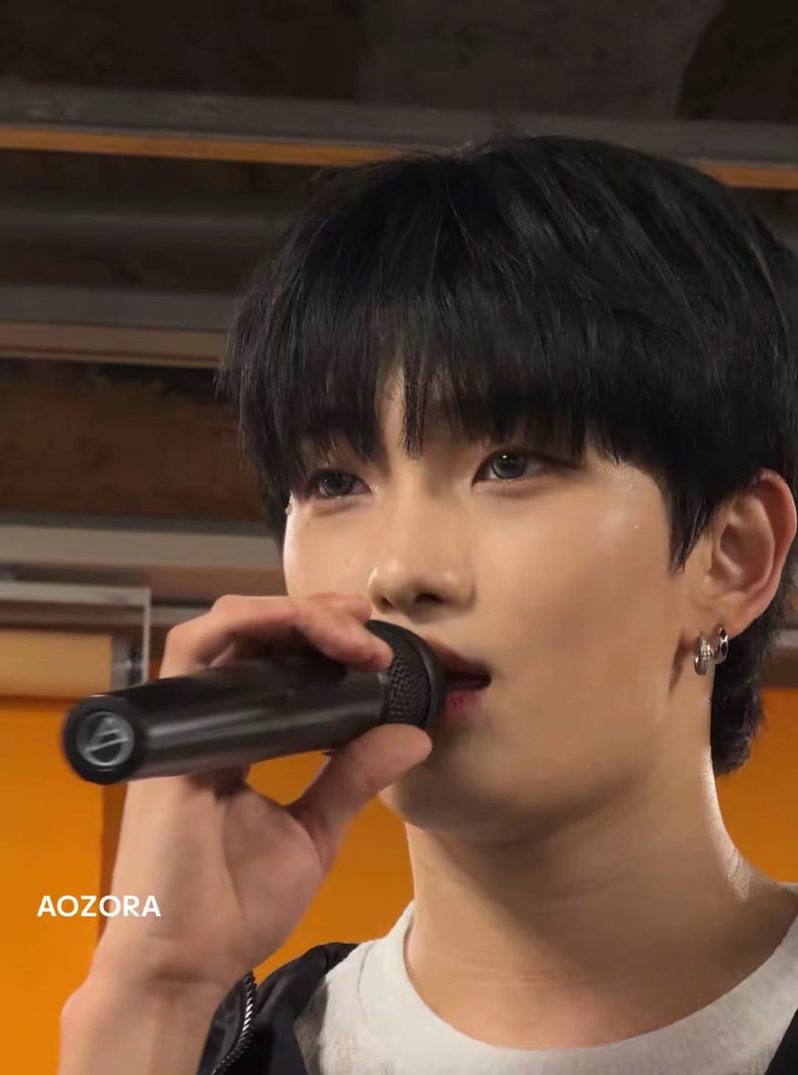 aozora666666's tweet photo. #ジュニョク🐈‍⬛❤️
#WEZAG❤️💚💙🤍🧡
③歌う🐈‍⬛
続く➕　笑 https://t.co/83c9yE4SQv