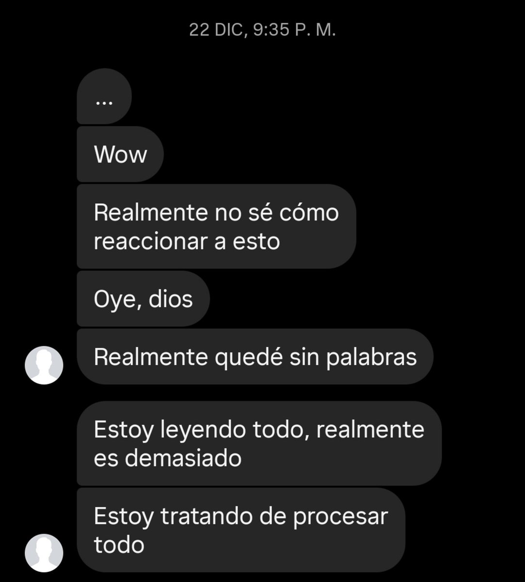 Z1ckdeus's tweet photo. Se fue de fake y por desgracia nunca me dijo "hoy es mi último día" lo sabía, sabía que nuestros días estaban contados después de 1 año juntos, pero luego de que se fuera sin decir nada, mi corazón no pudo seguir, entonces le escribí 1 AÑO, mensaje, tras mensaje, hasta que vino: https://t.co/Jv24f8Mr4K
