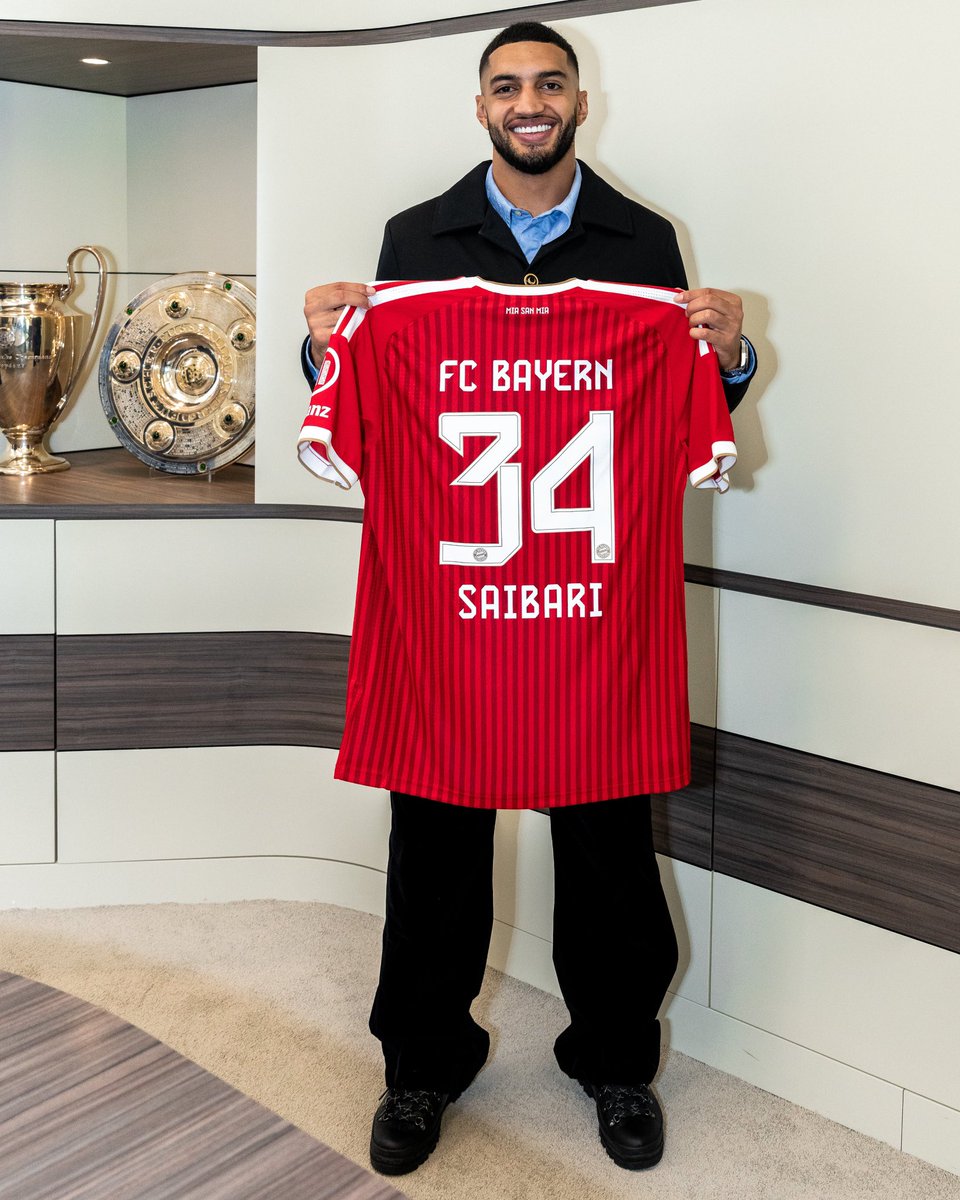 ActuFoot_'s tweet photo. 🚨 LE BAYERN MUNICH N’ACHÈTERA PLUS AUCUN JOUEUR CET ÉTÉ ! ❌

Ismaël Saibari 🇲🇦 et Nathaniel Brown 🇩🇪 seront les deux seules recrues du club bavarois. 

L’annonce a été faite par Max Eberl, le directeur sportif du Bayern Munich.

🎙️ conf. de presse https://t.co/mpURUZYGLO