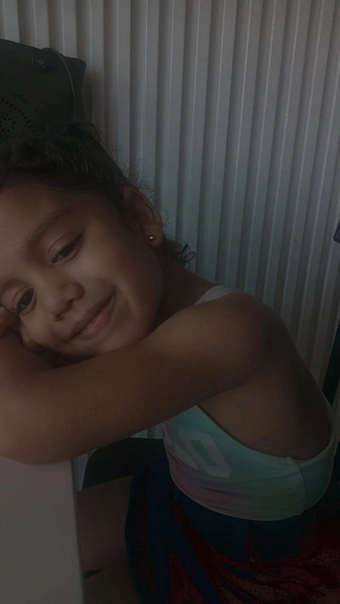 leliaa38784's tweet photo. Weeks without fresh fruit are taking a toll on my little Leliaa's growing body. Today, she keeps asking for the two fruits she loves most—🍉 watermelon and 🥭 mango.

Just $30 stands between her and this simple childhood joy.

If you can help, every donation or share brings her one step closer. ❤️

https://t.co/YOjTm5XfcU