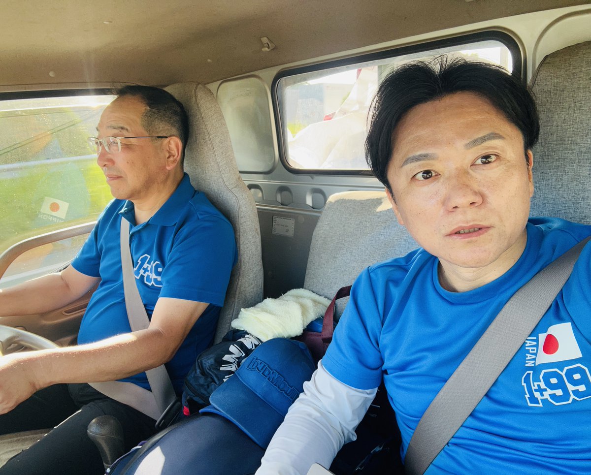 moriken0119's tweet photo. 熊本の被災地支援へ向かっております。

・水／給水容器
・軽油／ガソリン
・ポータブル電源
・懐中電灯／ヘッドライト／乾電池
・生理用品／おむつ／洗浄具／ペーパー
・紙コップ／おさら／割り箸
・サランラップ／アルミホイル
・水のいらないシャンプー／かとり線香
・除菌クリーナー／からだふき
・歯ブラシ／非常食
・ゴミぶくろ／使い捨て手袋
・冷却セット／熱中症対策
・ブルーシート
など、熊本よか隊や現地の方と連携しながら、
必要とされる物資を福岡よか隊みんなで集めました。

必要とされる方へ早く届けられるよう頑張ります。
#がんばれ熊本