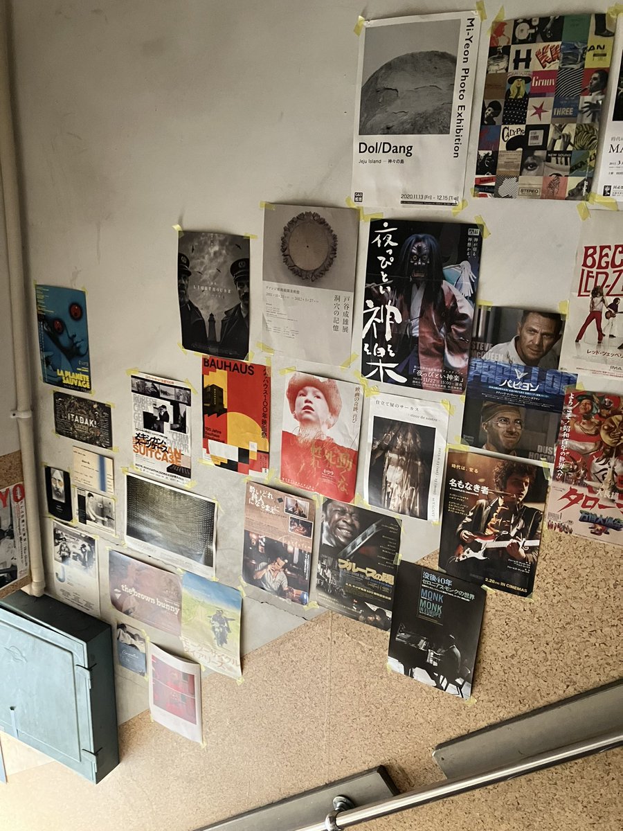 papermoon3613's tweet photo. シールや紙物は集めがち

昔はもったいなくて
貼ったり出来なかったけど
今は思い立ったら貼るようにしている。
使わない事がもったいないから。 https://t.co/fyV9M9ZVsq