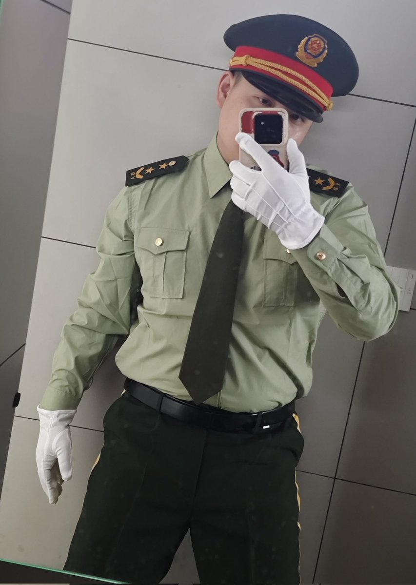 ___LI_YU___'s tweet photo. feel great😈 https://t.co/pJdqJTDqaL